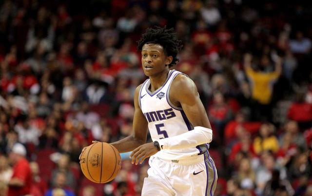  福克斯三双国王轻取雷霆  