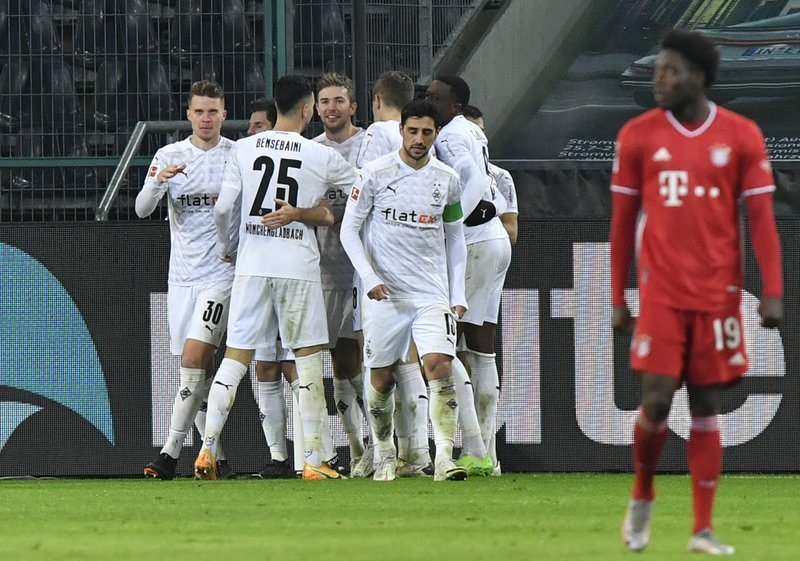  德甲本轮最佳阵容公布，拜仁三人入选成最大赢家